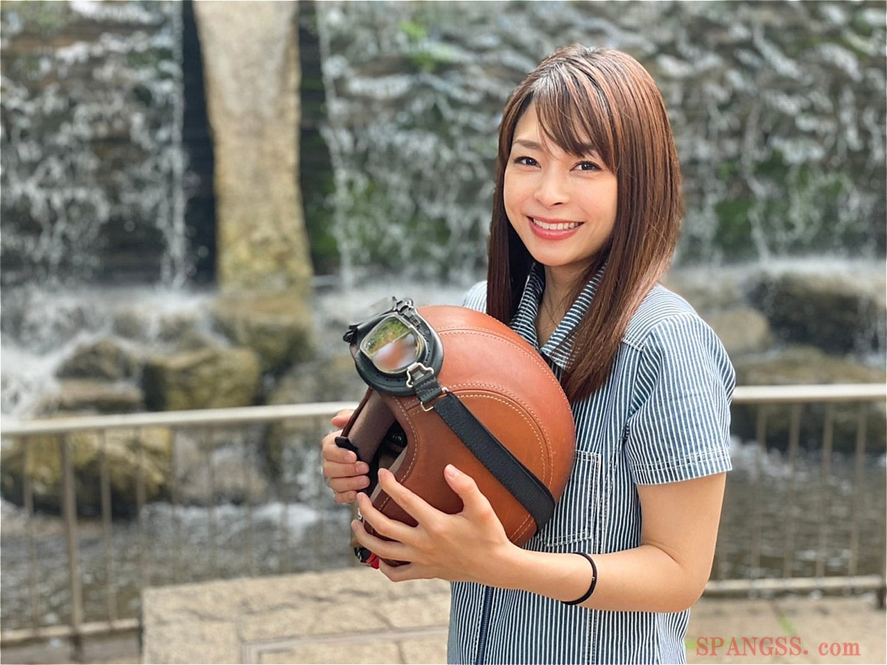 BIKERS FILE‐1】バイク女子でOLライダー、ロイヤルエン